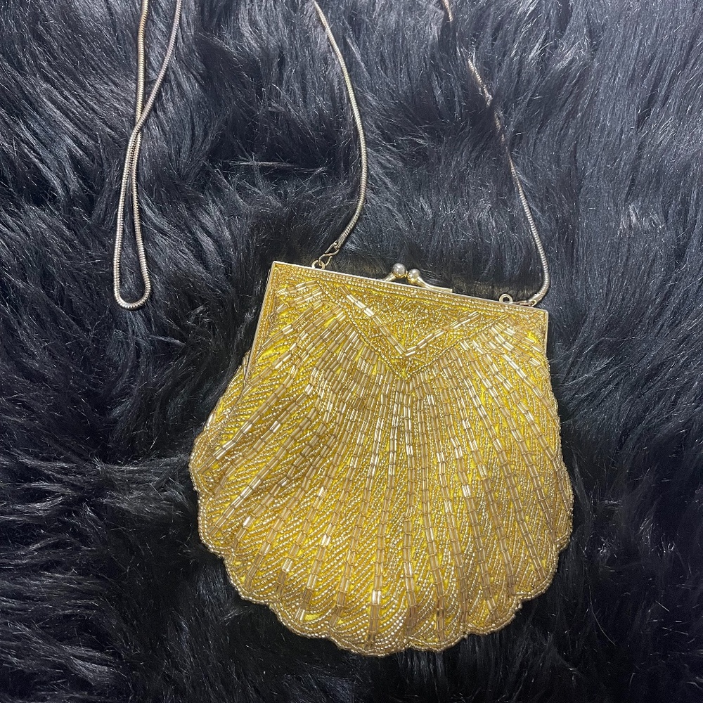 BEAUTIFUL 🌟 Carla Marchi Gold Sequin Kisslock VINTAGE